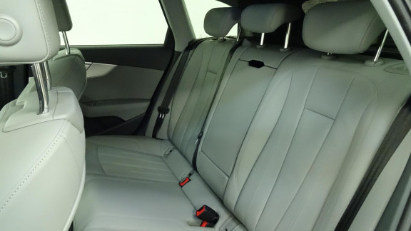 AUDI-A4- Avant 35 TDI 163CH S-tronic S line