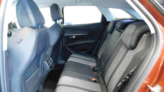 PEUGEOT-3008- 1.2i PureTech 12V S&S - 130 - BV EAT6  II 2016 Allure PHASE 1