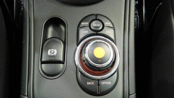 MINI-COUNTRYMAN-Mini 1.5 Hybride - 224 - BVA  F60 BERLINE Cooper SE e-All4 Chili PHASE 1