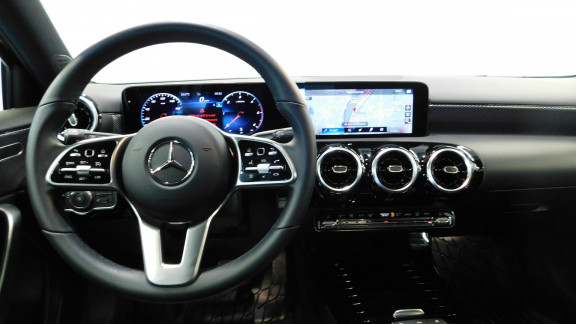 MERCEDES-CLASSE A-A 200 d - BV 8G-DCT  BERLINE 5P - BM 177 Progressive Line 