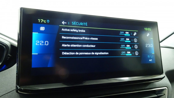 PEUGEOT-3008-Hybrid4 - 300ch - BV e-EAT8 Allure