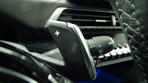 PEUGEOT-3008-Hybrid4 - 300ch - BV e-EAT8 Allure