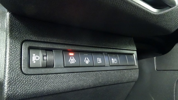 PEUGEOT-3008-Hybrid4 - 300ch - BV e-EAT8 Allure
