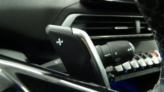 nouvelle-PEUGEOT-3008- Hybrid4 - 300 - BV e-EAT8  II 2016 Allure Pack PHASE 2