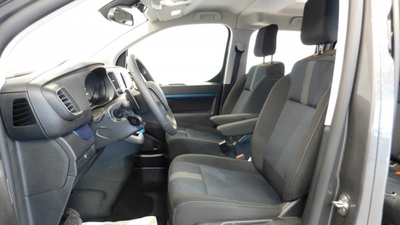 nouvelle-PEUGEOT-TRAVELLER-compact 2.0 BlueHDi - 180 S&S - BV EAT8  Urban