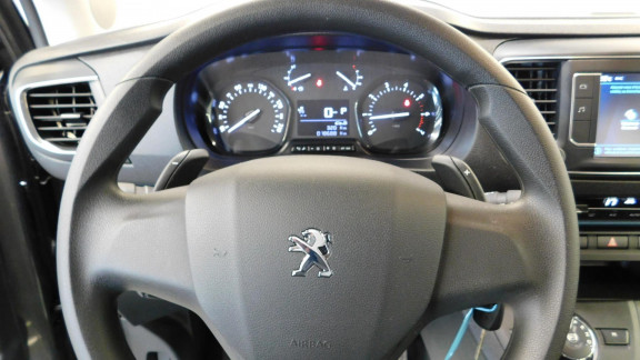 nouvelle-PEUGEOT-TRAVELLER-compact 2.0 BlueHDi - 180 S&S - BV EAT8  Urban