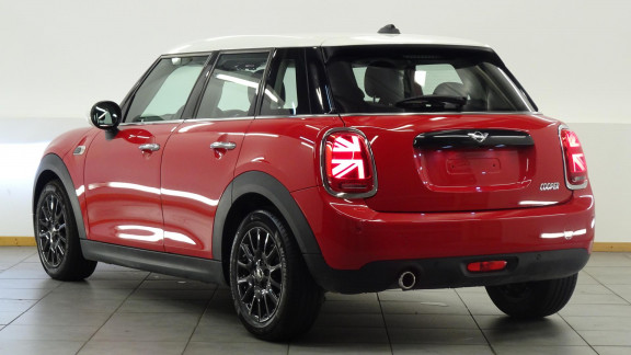 MINI-MINI-1.5i - 136ch - 5P Cooper Business Design