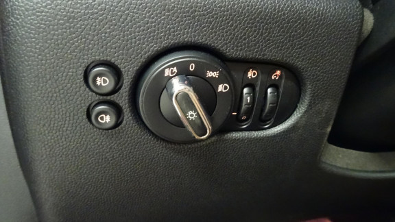 MINI-MINI-1.5i - 136ch - 5P Cooper Business Design