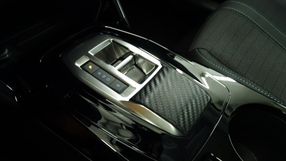 nouvelle-PEUGEOT-208-E136CH Allure 