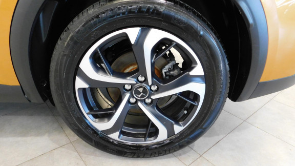 DS-DS 7 CROSSBACK-1.6 PureTech - 180 - BV EAT8  So Chic PHASE 1