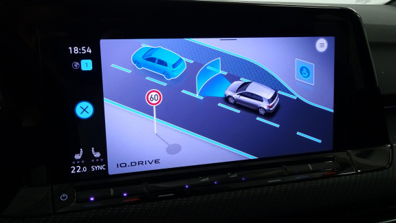 VOLKSWAGEN-GOLF-2.0 TDI SCR - 150ch - BV DSG 7  VIII R-Line 