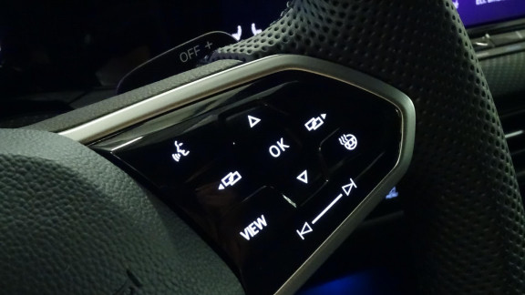 VOLKSWAGEN-GOLF-2.0 TDI SCR - 150ch - BV DSG 7  VIII R-Line 