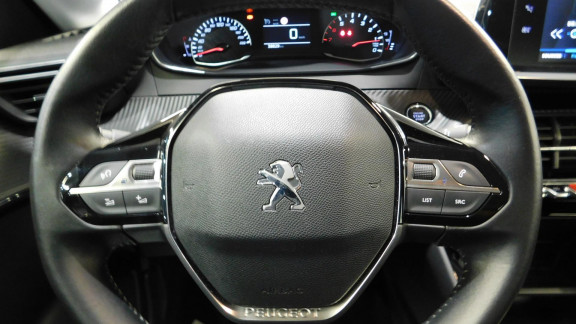 PEUGEOT-208- 1.2i PureTech 12V S&S - 75  II 2019 BERLINE Active 