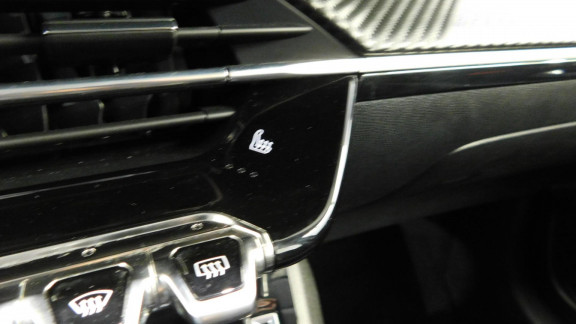 PEUGEOT-208- 1.2i PureTech 12V S&S - 75  II 2019 BERLINE Active 