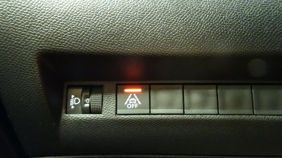 PEUGEOT-208- 1.5 BlueHDi S&S - 100ch - Active 