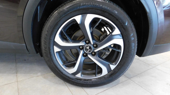 DS-DS 7 CROSSBACK-1.6 PureTech - 180 - BV EAT8  So Chic PHASE 1
