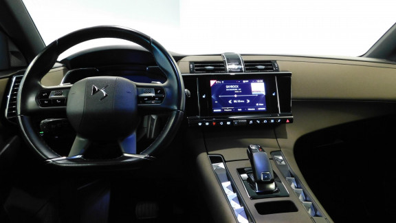 DS-DS 7 CROSSBACK-1.6 PureTech - 180 - BV EAT8  So Chic PHASE 1