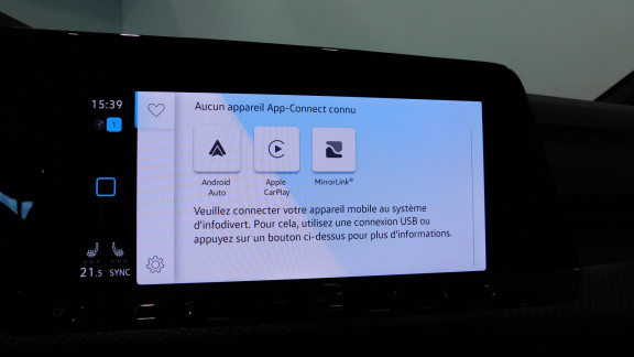 VOLKSWAGEN-GOLF-2.0 TDI SCR - 150 - BV DSG 7  VIII BERLINE R-Line 