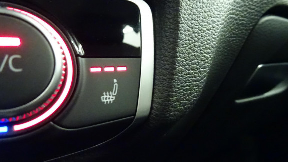 AUDI-A3 SPORTBACK-35 TFSI CoD -150 - BV S-Tronic 7 Sport