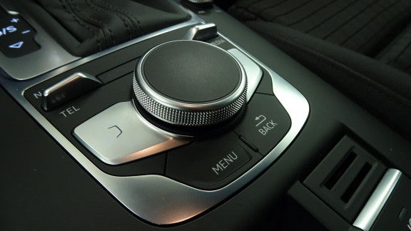 AUDI-A3 SPORTBACK-35 TFSI CoD -150 - BV S-Tronic 7 Sport