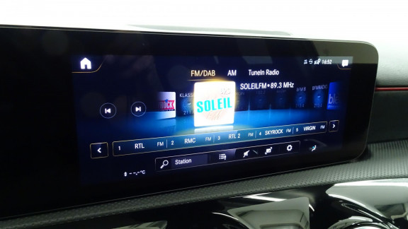 MERCEDES-CLASSE A-A 180 d AMG Line 