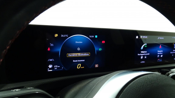 MERCEDES-CLASSE A-A 180 d AMG Line 