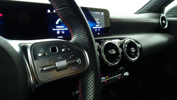 MERCEDES-CLASSE A-A 180 d AMG Line 