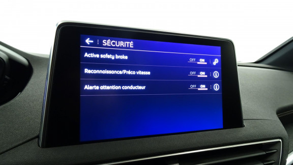 PEUGEOT-5008- 1.5 BlueHDi S&S - 130 - BV EAT8 GT Line