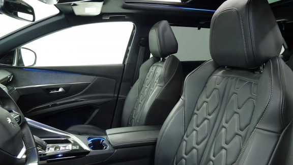 PEUGEOT-5008- 1.5 BlueHDi S&S - 130 - BV EAT8 GT Line