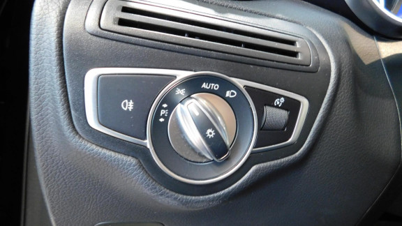 MERCEDES-GLC-Coupé 220 d - BV 9G-Tronic  COUPE - BM C253 AMG Line 4-Matic PHASE 2