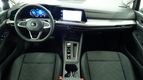 VOLKSWAGEN-GOLF-2.0 TDI SCR - 115 - BV DSG 7  VIII BERLINE Life Business 