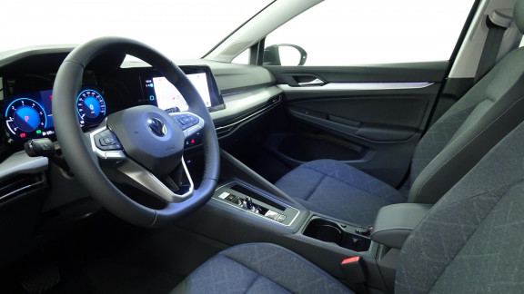 VOLKSWAGEN-GOLF-2.0 TDI SCR - 115 - BV DSG 7  VIII BERLINE Life Business 