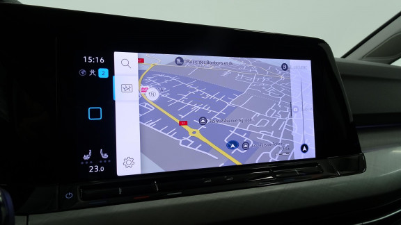 VOLKSWAGEN-GOLF-2.0 TDI SCR - 115 - BV DSG 7  VIII BERLINE Life Business 