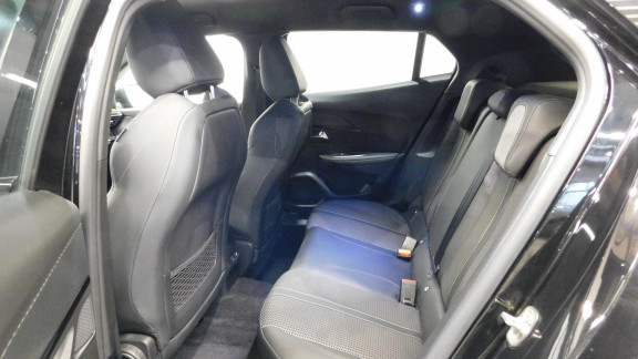 PEUGEOT-2008- 1.5 BlueHDi S&S - 130 - BV EAT8  II 2019 GT Line 