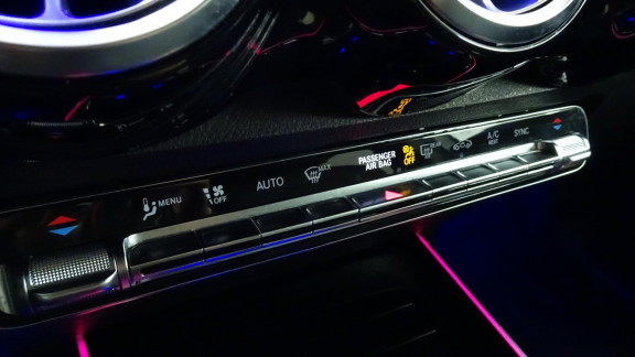 MERCEDES-GLB-200 d - 8G-DCT Progressive Line 