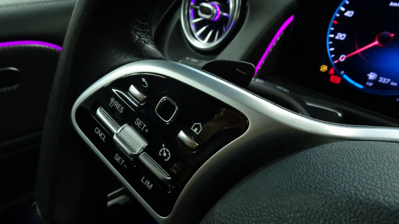 MERCEDES-GLB-200 d - 8G-DCT Progressive Line 