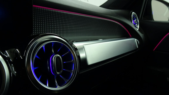 MERCEDES-GLB-200 d - 8G-DCT Progressive Line 