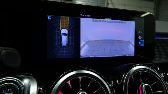 MERCEDES-GLB-200 d - 8G-DCT Progressive Line 