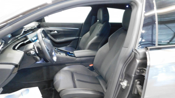 nouvelle-PEUGEOT-508 SW-Hybrid - 225 - BV e-EAT8  II SW BREAK GT 