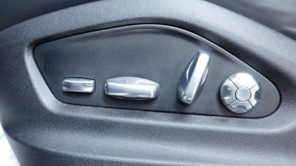 PORSCHE-CAYENNE-3.0i V6 - 462 - BVA Tiptronic S - Start&Stop  2017 E-Hybrid 