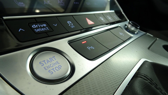 AUDI-A6 AVANT-Quattro 40 TDI - 204 - BV S-tronic