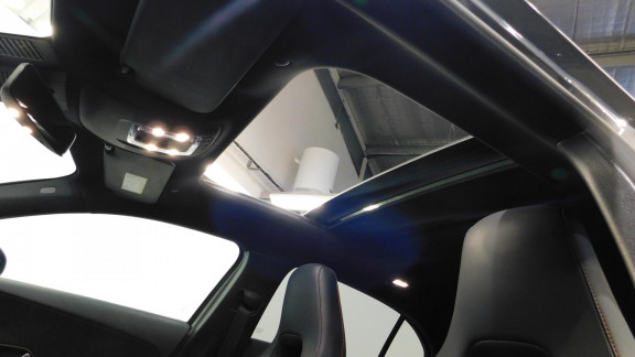 MERCEDES-CLASSE A-A 250 e - BV 8G-DCT  BERLINE 4P - BM 177 AMG Line PHASE 1