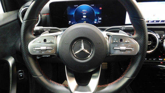 MERCEDES-CLASSE A-A 250 e - BV 8G-DCT  BERLINE 4P - BM 177 AMG Line PHASE 1