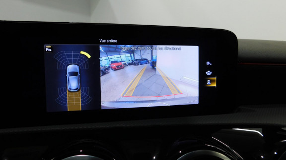 MERCEDES-CLASSE A-A 250 e - BV 8G-DCT  BERLINE 4P - BM 177 AMG Line PHASE 1