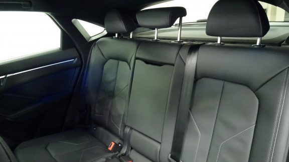 AUDI-Q3 SPORTBACK-35 TDI - 150 - BV S-tronic S Line 