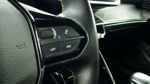 PEUGEOT-208-1.5 BlueHDi S&S - 100ch GT Line 