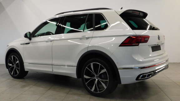 nouvelle-VOLKSWAGEN-TIGUAN-2.0 16V TDI BlueMotion - 150 - DSG 7  R-Line Exclusive PHASE 2